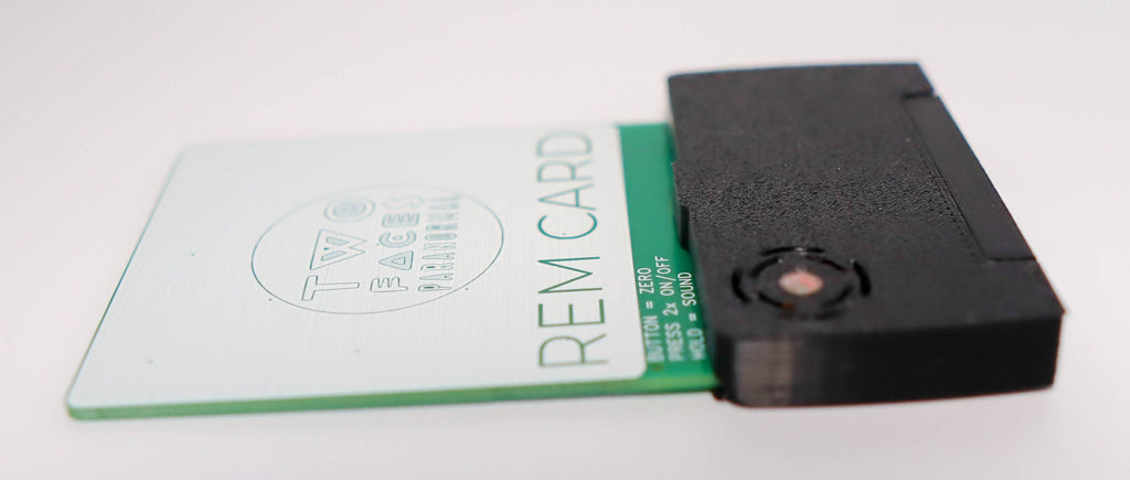 REM CARD the Credit-Card Sized REM Pod
